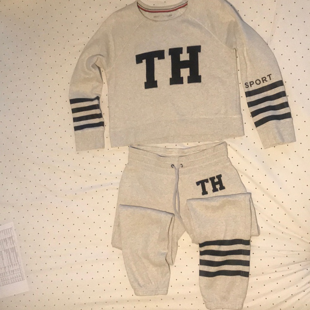 Tommy Hilfiger Female Sweat Suit